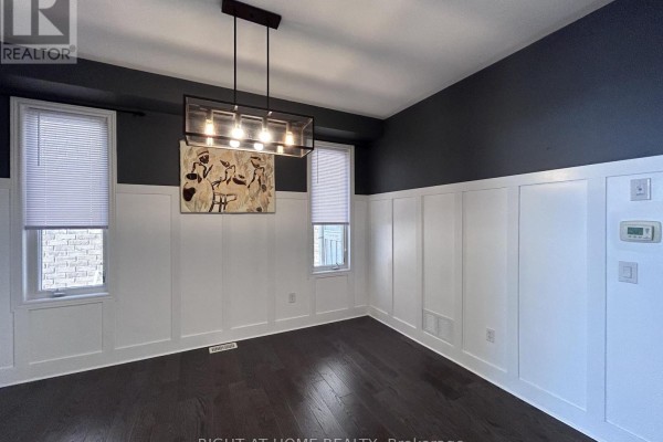 Primary Bedroom - 438 Kwapis Boulevard, Newmarket, ON L3X3K4 Photo 4