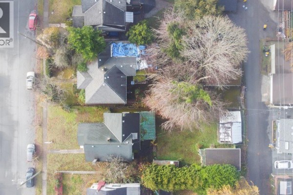 438 W 14th Street, North Vancouver, BC V7M1P7 Photo 4