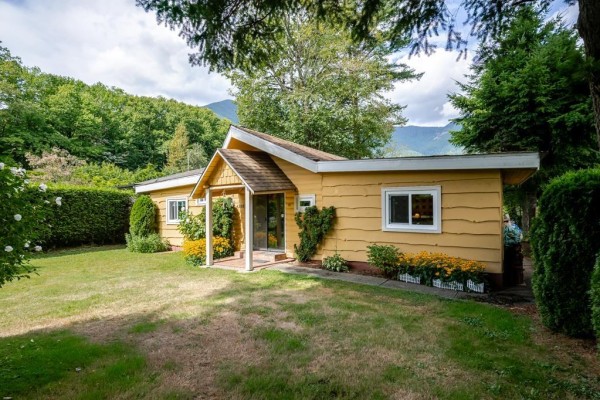 43885 Chestnut Lane, Mission, BC V0M1N0 Photo 3