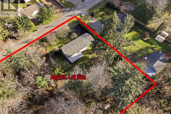 439 Craig St, Parksville, BC V9P1L2 Photo 2