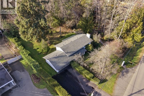 439 Craig St, Parksville, BC V9P1L2 Photo 4