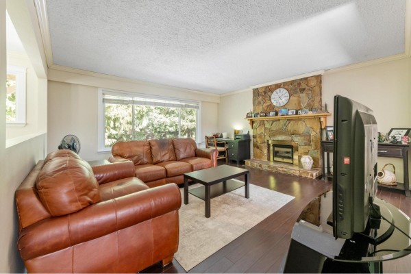 4393 206 Street, Langley, BC V3A4Z8 Photo 5