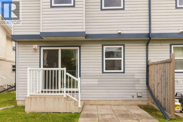 4pc Bathroom - 44, 100 St. Laurent Way, Fort Mcmurray, AB T9K1R4 Photo 2
