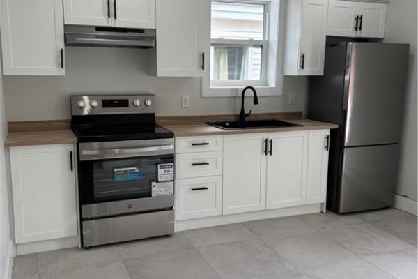 44-46 Harris, Moncton, NB E1C4N6 Photo 5