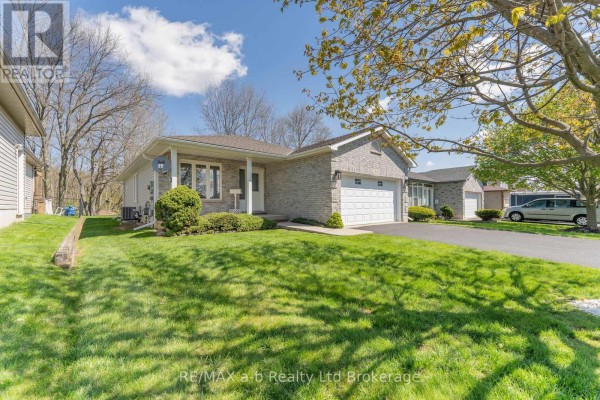 Primary Bedroom - 44 Beech Boulevard, Tillsonburg, ON N4G5R8 Photo 4