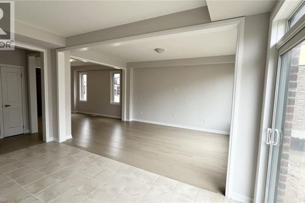 3pc Bathroom - 44 Blackburn Street, Cambridge, ON N1S0E1 Photo 5
