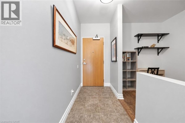 Dining room - 44 Bond Street W Unit# 306, Oshawa, ON L1G6R2 Photo 4