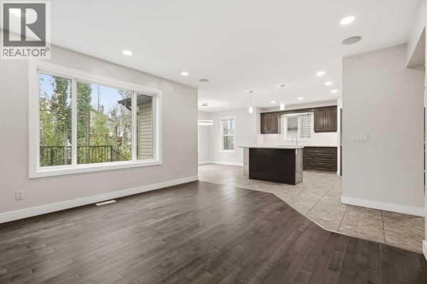 Living room - 44 Bridlewood Road Sw, Calgary, AB T2Y3P8 Photo 5