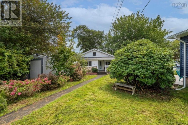 Laundry room - 44 Courtney Road, Dartmouth, NS B3A4B8 Photo 3