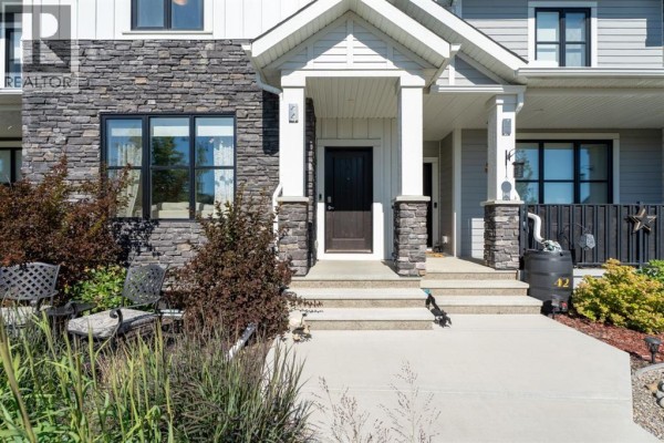 44 D'arcy Boulevard, Okotoks, AB, photo 3