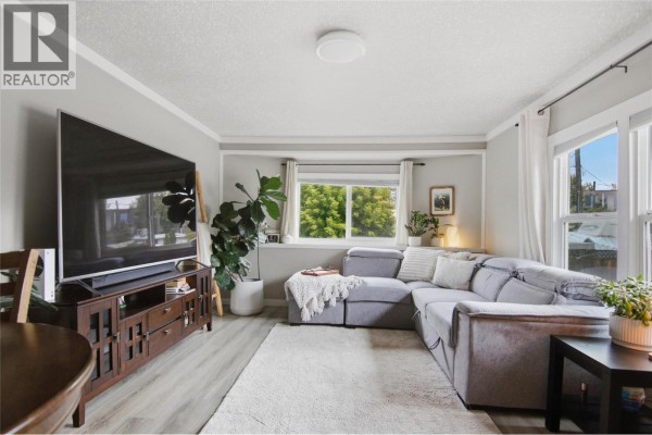 Living room - 44 Edward Street Unit# 44e, Kamloops, BC V2B4G1 Photo 4