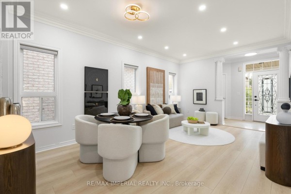 Family room - 44 Hawkview Boulevard, Vaughan, ON L4H2E2 Photo 4