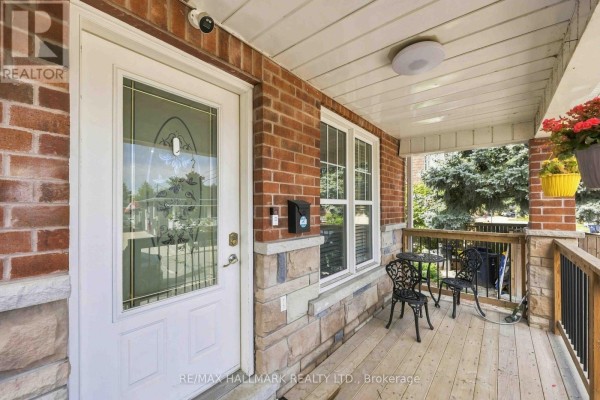 44 Holley Avenue, Toronto, ON, photo 2
