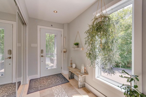Living room - 44 Imp. Des Conifères, Cantley, QC J8V0C1 Photo 5