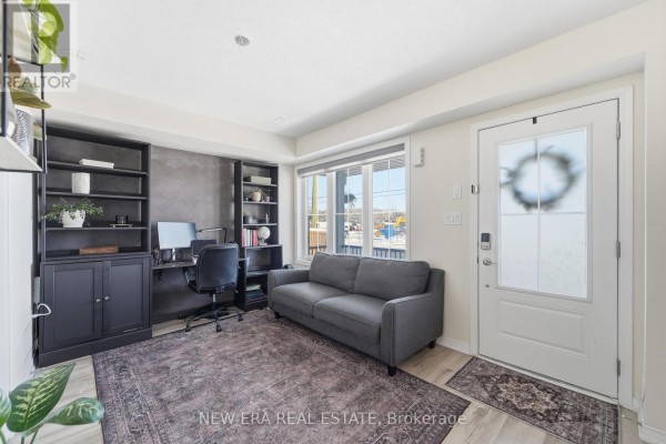 Living room - 44 Jerome Way, Clarington, ON L1C7G9 Photo 5