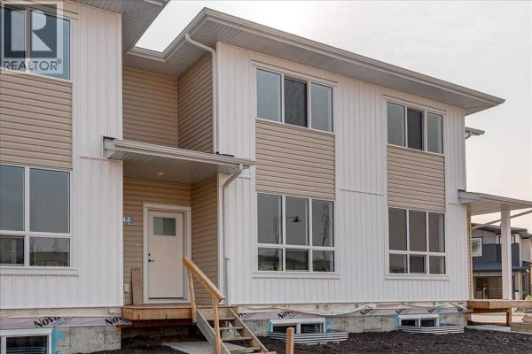 44 Lavelle Close, Red Deer, AB, photo 3