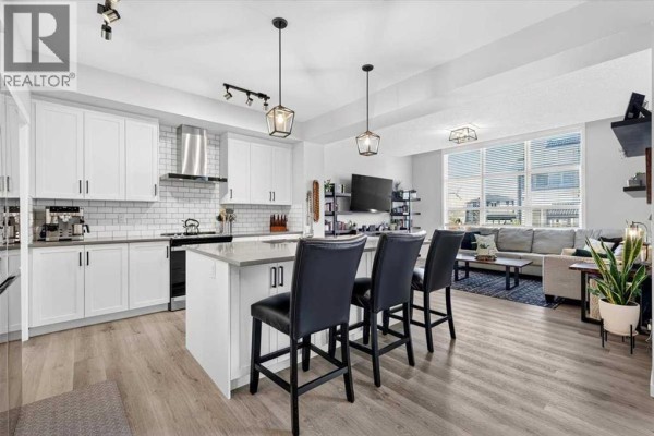 Dining room - 44 Magnolia Heights Se, Calgary, AB T3M2Z7 Photo 3