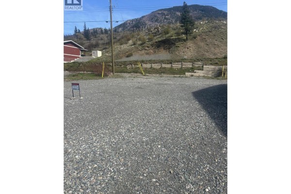 44 Main Street, Lytton, BC V0K1Z0 Photo 3