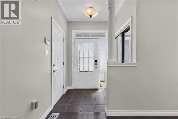 Dining room - 44 Matteo Trail, Hamilton, ON L9B0E6 Photo 5