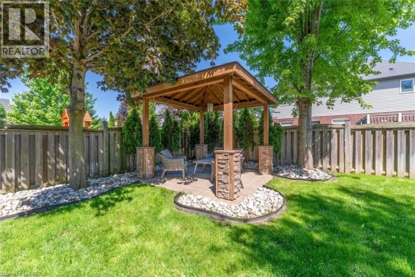 44 Mcqueen Drive, Paris, ON, photo 2