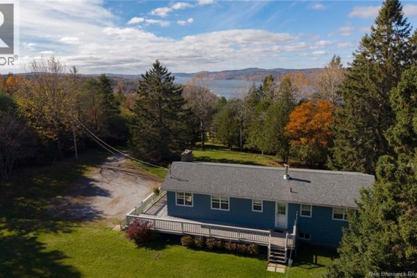 Living room - 44 Neck Road, Quispamsis, NB E2G1J5 Photo 5