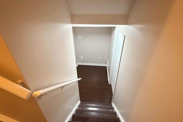 44 Perkins Drive, Brampton, ON L7A3V6 Photo 4