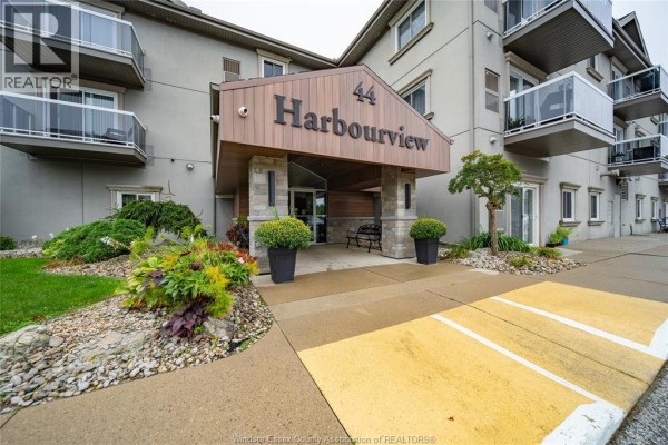 Apartment for sale at 44 Robson Road Unit# 103, Leamington, ON - MLS® MhIhiX