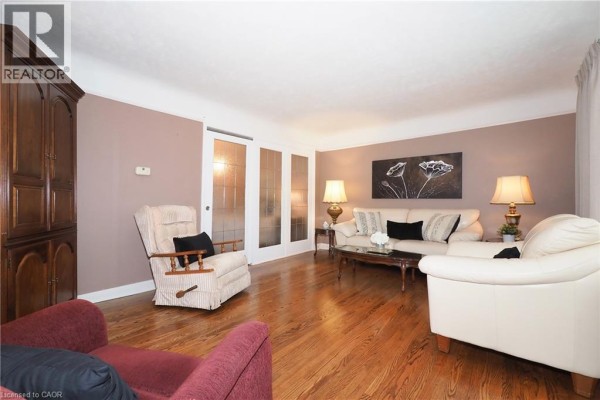 3pc Bathroom - 44 Ruby Street, Kitchener, ON N2M3E3 Photo 5