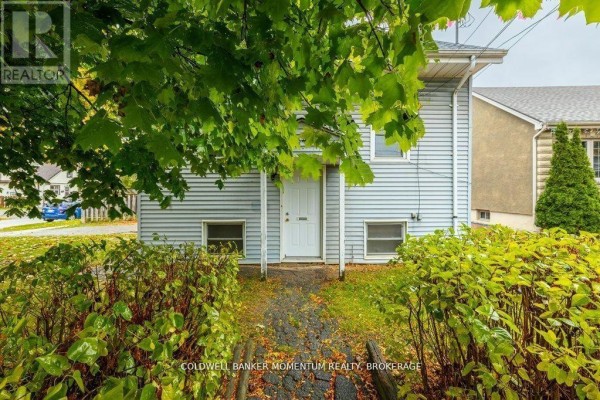 Living room - 44 Rykert Street, St  Catharines, ON L2S1Z1 Photo 2