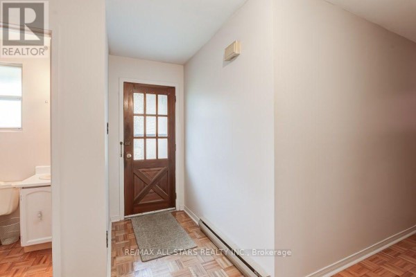 Living room - 44 Stanley Drive, Port Hope, ON L1A3W6 Photo 4