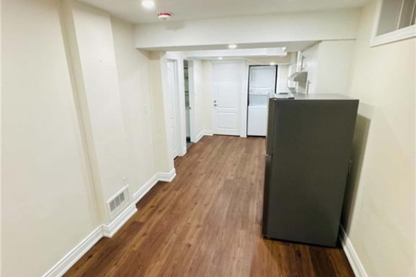 Bedroom - 44 Sugarberry Drive, Brampton, ON L6X0K3 Photo 3