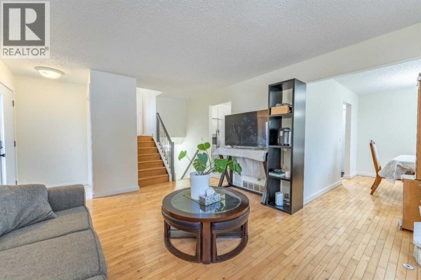 Bedroom - 44 Templehill Drive Ne, Calgary, AB T1Y4C3 Photo 4