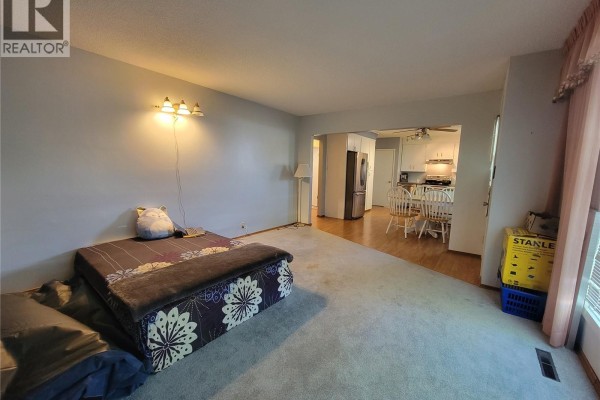Living room - 440 4th Avenue W, Unity, SK S0K4L0 Photo 3