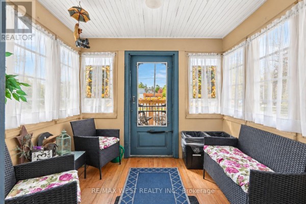 Dining room - 440 Gill Street, Orillia, ON L3V4K8 Photo 3