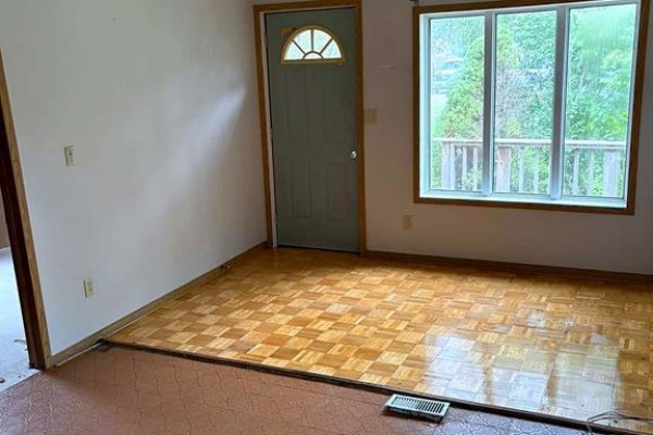 3pc Bathroom - 440 Hale Street, Lakeshore, ON N0R1N0 Photo 5