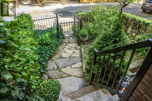 440 Sackville Street, Toronto, ON, photo 3