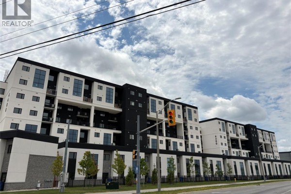 4300 Laurier Parkway Unit# 484, Lasalle