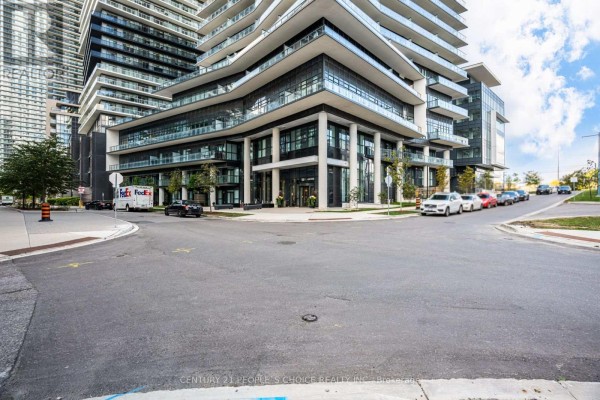 Kitchen - 4401 - 38 Annie Craig Drive, Toronto, ON M8V0G9 Photo 2