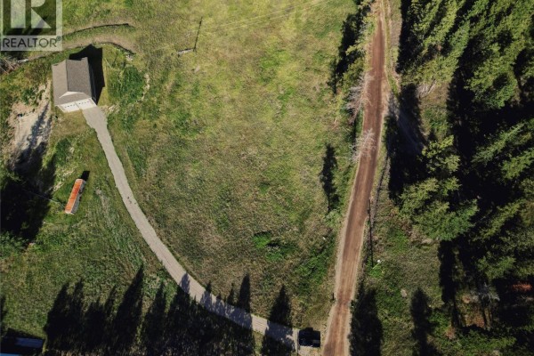 4401 Paxton Valley Road, Monte Lake, BC V0E2N0 Photo 3