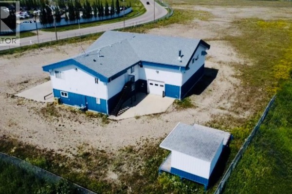 4402 53 Avenue, Rocky Mountain House, AB T4T1V4 Photo 3