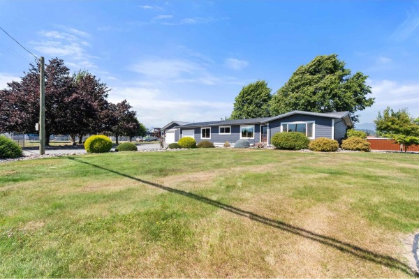 Kitchen - 44035 South Sumas Road, Sardis West Vedder, Chilliwack, BC V2R4B1 Photo 2