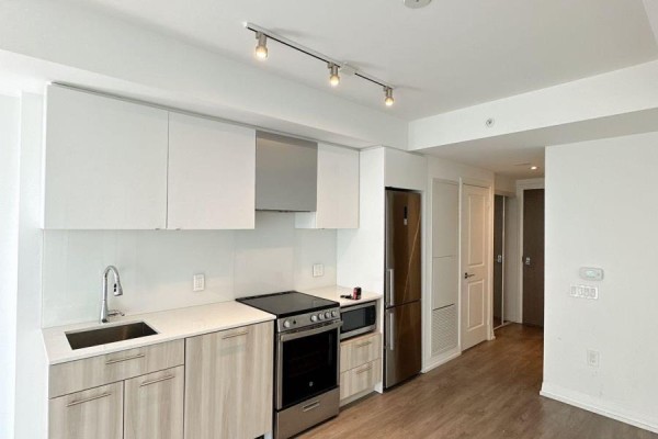 4404 - 251 Jarvis Street, Toronto