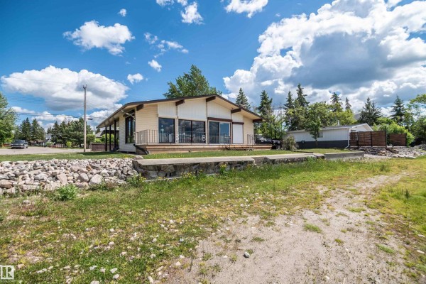 Primary Bedroom - 4404 50 Av, Rural Lac Ste  Anne County, AB T0E0A0 Photo 4