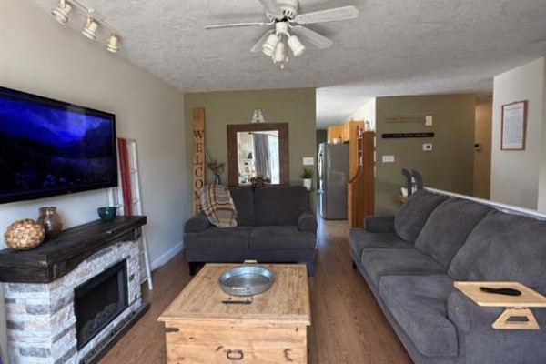 3pc Bathroom - 4408 56th Avenue, High Prairie, AB T0G1E0 Photo 5