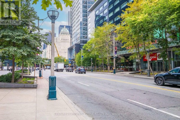 Den - 4409 - 14 York Street, Toronto, ON M5J0B1 Photo 4
