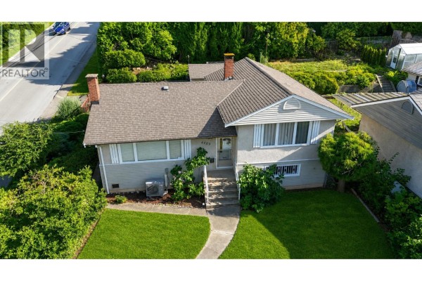 4409 Marine Drive, Burnaby, BC, photo 3