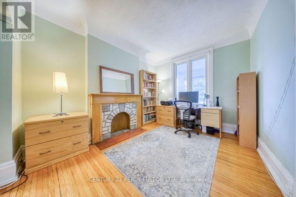 Bedroom - 441 Delaware Avenue, Toronto, ON M6H2V1 Photo 5