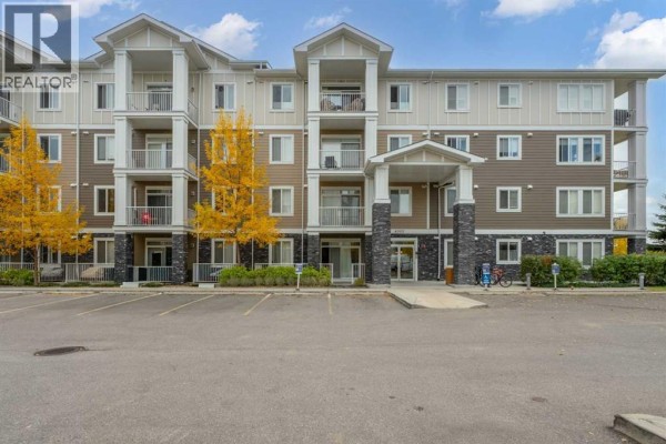 Bedroom - 4410, 522 Cranford Drive Se, Calgary, AB T3M2L7 Photo 5