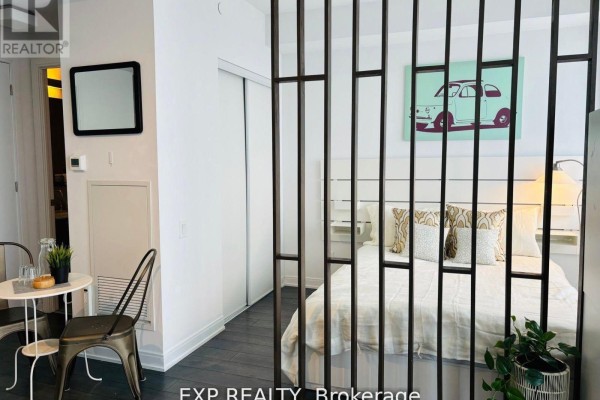 4410 - 50 Charles Street, Toronto, ON M4Y0C3 Photo 2