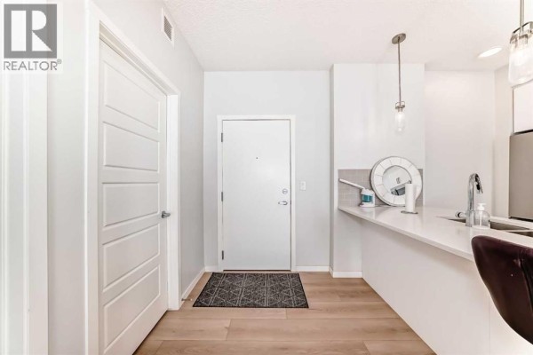 4pc Bathroom - 4414, 550 Belmont Street Sw, Calgary, AB T2X5Y9 Photo 3